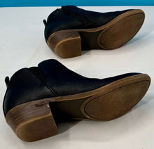 Load image into Gallery viewer, Treasure & Bond Girls Ankle Booties Black Brown Cuban Heel Round Toe Zip Up 1 M