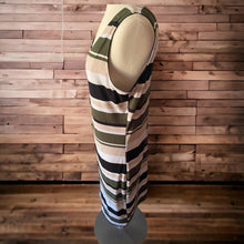 Load image into Gallery viewer, No Boundaries Ribbed Stripes Dress Size 15-17
