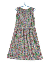 Load image into Gallery viewer, Girls Gap Floral Dress Size 7/8
