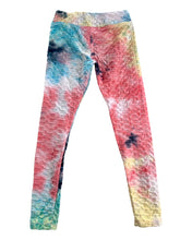 Load image into Gallery viewer, Girls First Kiss Colorful Pattered Leggings Size 7/8
