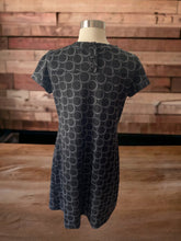 Load image into Gallery viewer, En Focus Black Grey Print Dress Size 12
