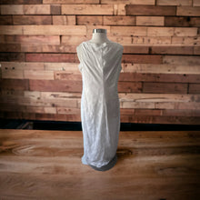 Load image into Gallery viewer, Giorgio Fiorlini White Butterfly Dress Size L
