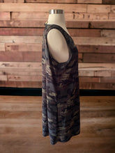 Load image into Gallery viewer, Bobbie Brooks Camo Sleeveless Dress Size 1X
