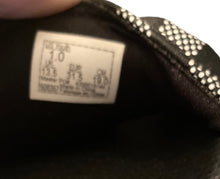 Load image into Gallery viewer, Children’s Vans Off The Wall Checked Slip On Size 1

