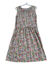 Load image into Gallery viewer, Girls Gap Floral Dress Size 7/8
