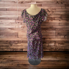 Load image into Gallery viewer, Karin Stevens 2 Piece Skirt Blouse set Size 10
