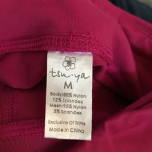 Load image into Gallery viewer, Tsu.ya Womens Rachel Capri Leggings Hot Pink Wide Waistband Activewear Pants M
