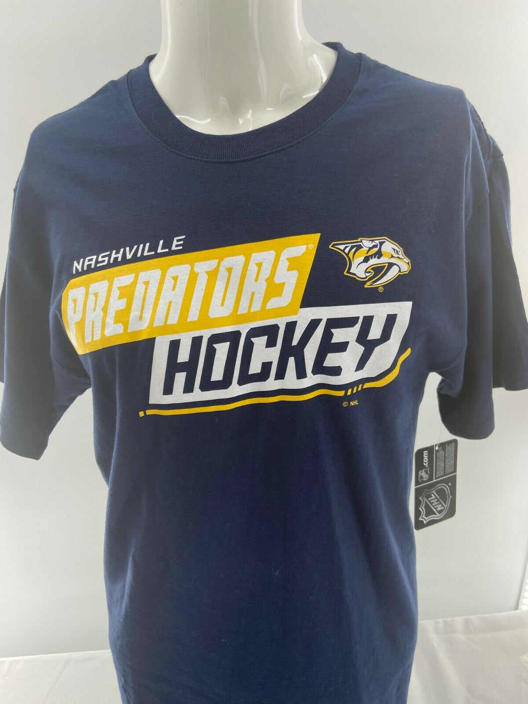 New With Tag Nashville Predators T Shirt Mens Medium