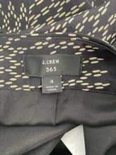 Load image into Gallery viewer, J. Crew 365 Black Tan Flowing Silk Lined Skirt  Size 4 Excellent Condition Cute!
