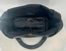 Load image into Gallery viewer, Nine West Womens Hobo Handbag With Wallet Black Dual Handle Zipper Medium
