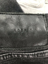 Load image into Gallery viewer, &amp; Denim by H &amp; M  Mens  Button Fly Black Denim Jeans Size 32 X 30

