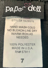 Load image into Gallery viewer, Women&#39;s Solid black Short Mini Skirt Polyester Size 7
