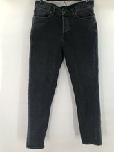Load image into Gallery viewer, &amp; Denim by H &amp; M  Mens  Button Fly Black Denim Jeans Size 32 X 30
