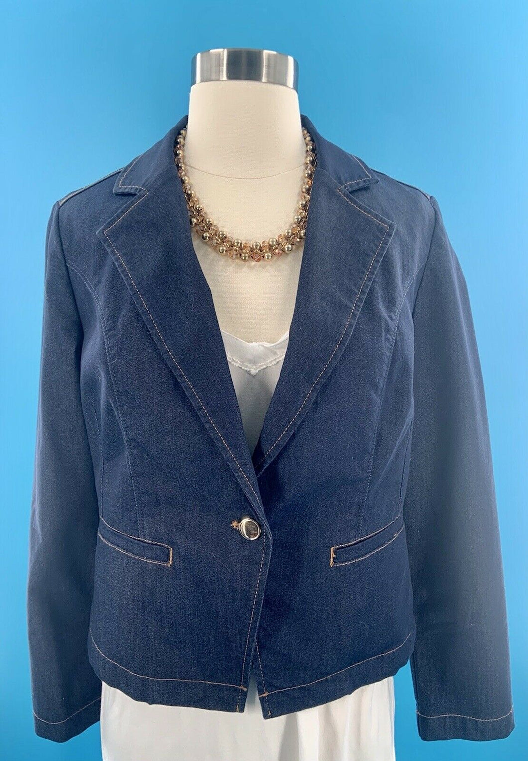 Chico’s Platinum Jean Jacket Size 2 Dark Denim Stretch