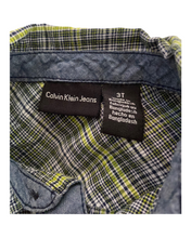 Load image into Gallery viewer, Boys Calvin Klein Jeans Shirt Size 3T
